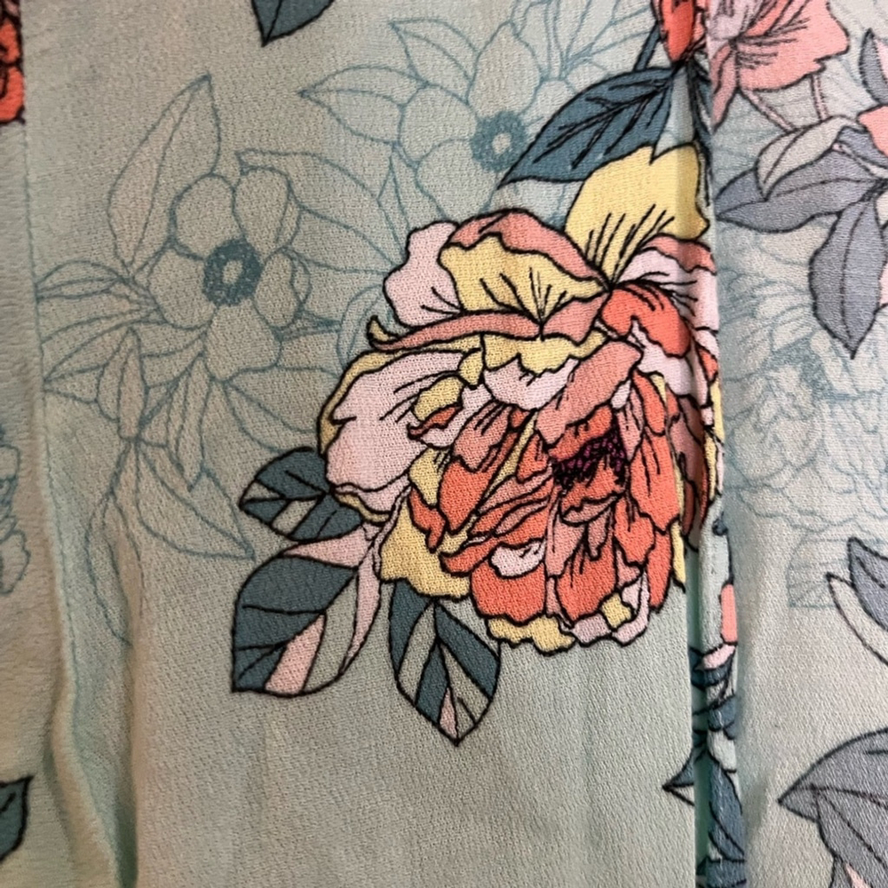 Torrid Crepe Floral Kimono Shirtall Cardigan - Picture 4 of 5